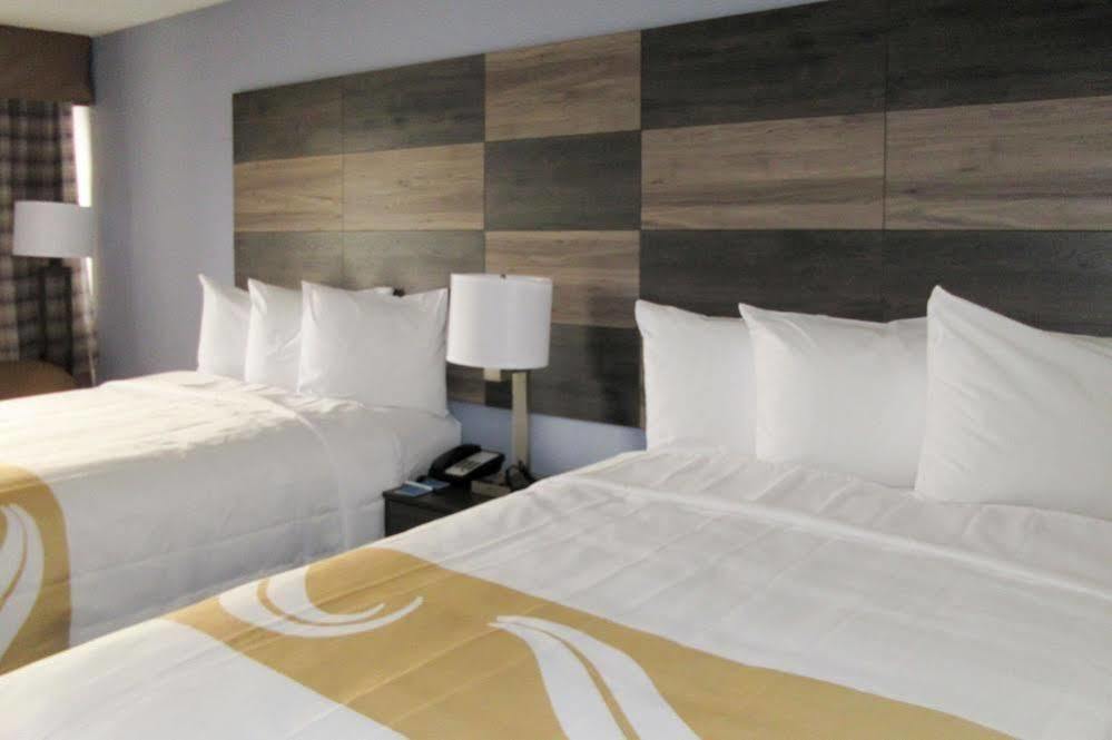 Quality Inn Airport-Near Uptown Charlotte Exteriör bild